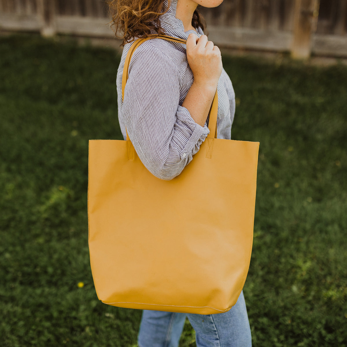 Rosewood leather handbag