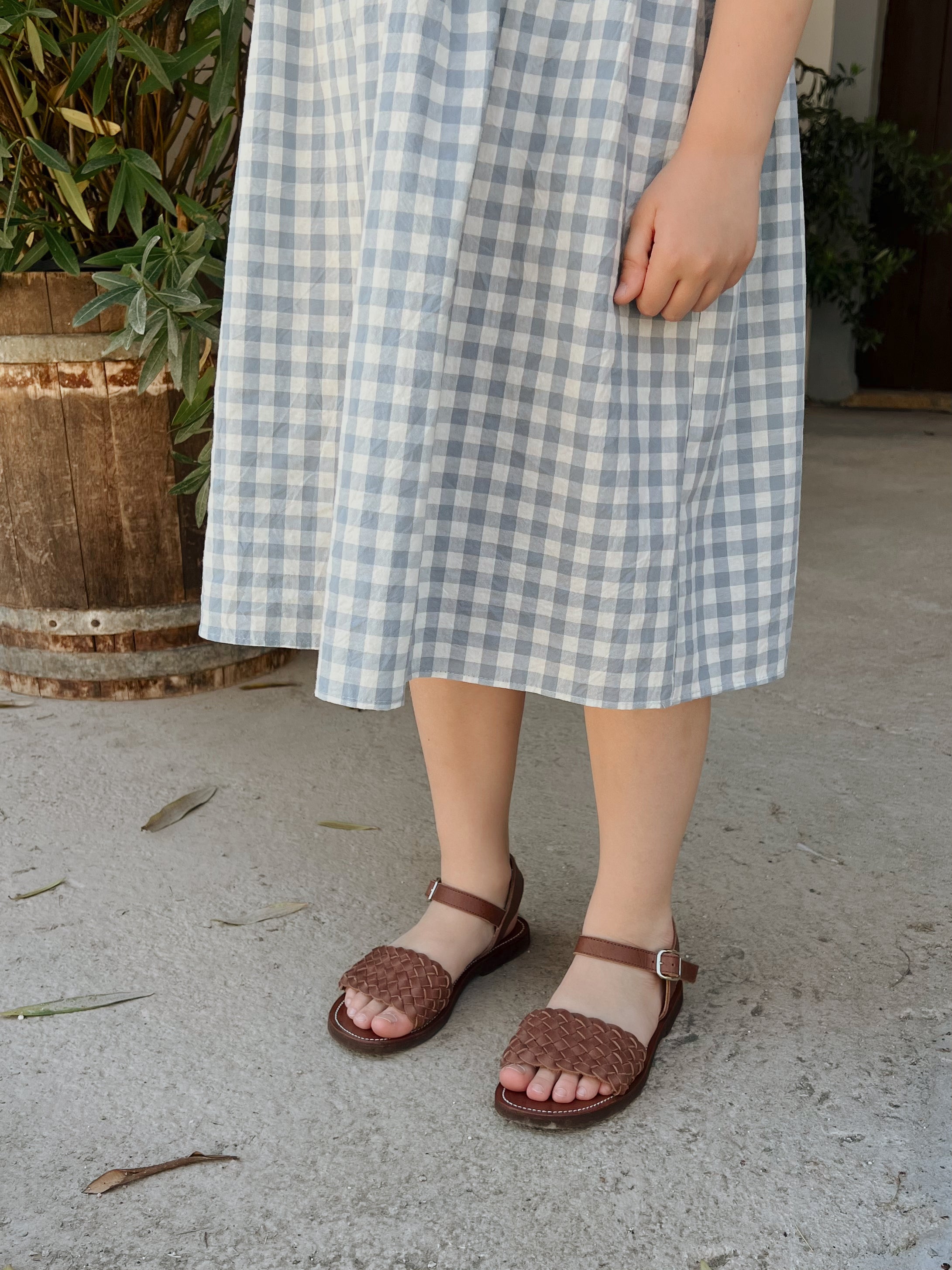 Espresso Trenza {Children&#39;s Leather Sandals}