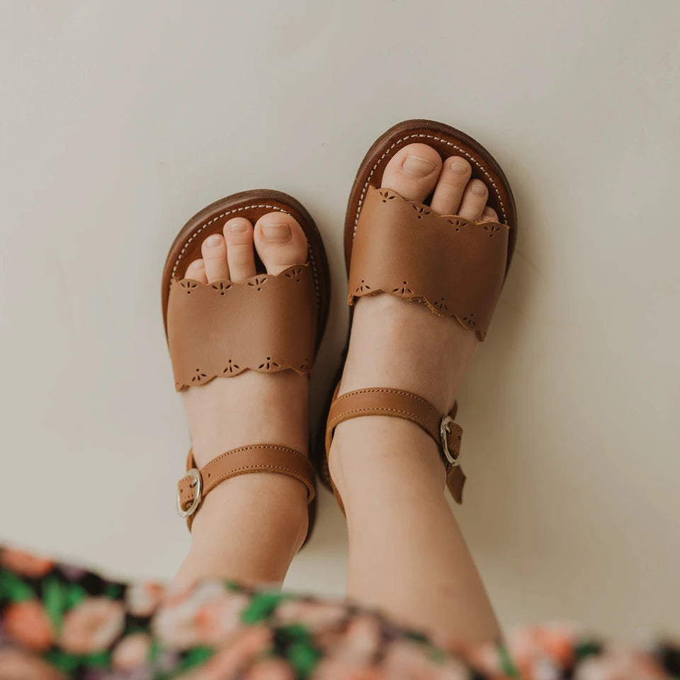 Bella {Children&#39;s Leather Sandals}